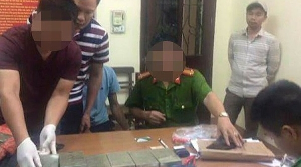 Lạng Sơn: Bắt giữ hai đối tượng vận chuyển trái phép 10 bánh heroin