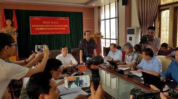Thủ tướng chỉ đạo xử lý về kết quả thi THPT bất thường tại Hà Giang