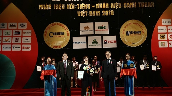 Vedan nhận giải thưởng 'Top 10 Nhãn hiệu nổi tiếng nhất Việt Nam'