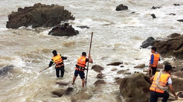 Thanh Hóa: Tắm biển, 2 du khách Hà Nội chết và mất tích