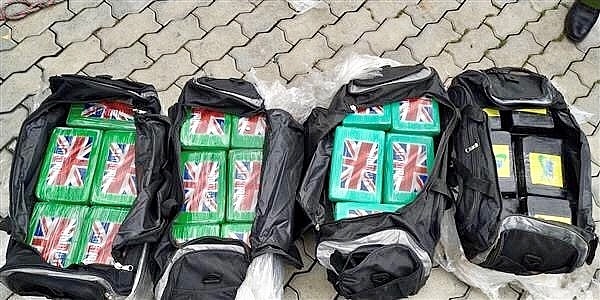Hải quan tỉnh Bà Rịa- Vũng Tàu: Phát hiện 100 bánh cocaine trong container phế liệu