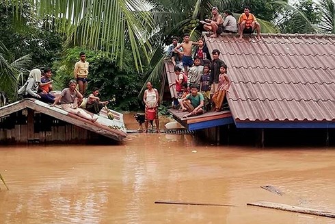 Vỡ đập thủy điện tại Lào: Gia đình người Việt được sơ tán an toàn