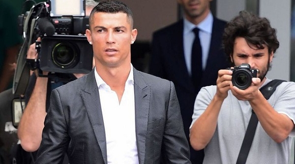 Ronaldo nhận án tù treo 2 năm vì trốn thuế khi thi đấu tại Tây Ban Nha