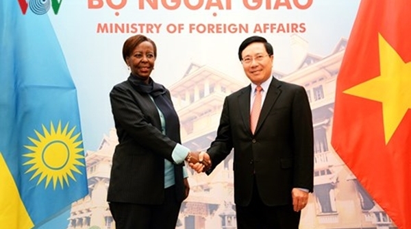 Chủ tịch nước Trần Ðại Quang tiếp các bộ trưởng ngoại giao của Rwanda và Guinea