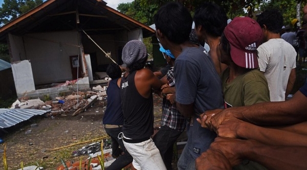 Indonesia thiệt hại khoảng 342 triệu USD do động đất