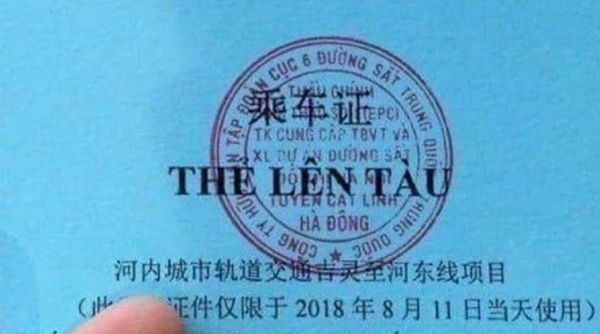 Ban Quản lý dự án Đường sắt nói gì về thẻ lên tàu in 2 thứ ngôn ngữ Trung Quốc và Việt Nam?