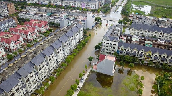 Hà Nội: Làng biệt thự triệu đô chuẩn bị ứng phó với bão số 4