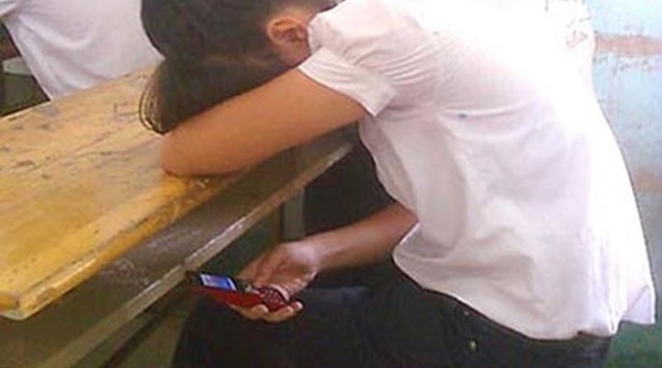 Hà Nội: Nghiêm cấm giáo viên, học sinh sử dụng điện thoại trong giờ học
