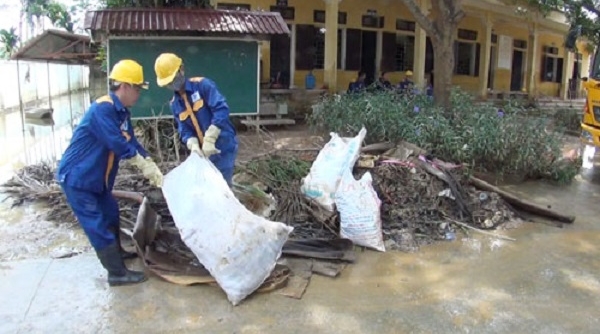 Hà Nội: Khẩn trương xây dựng phương án phòng ngừa sự cố môi trường khi xảy ra mưa lũ