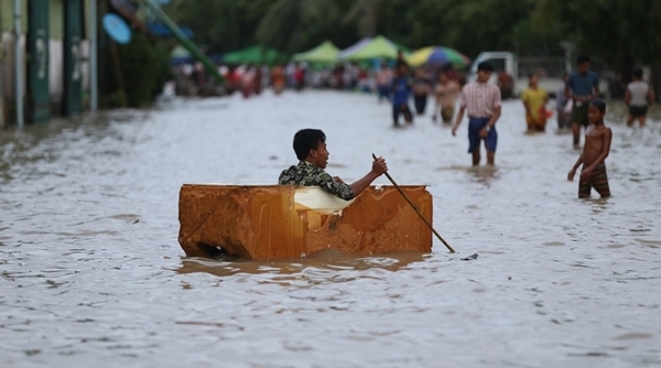 Hơn 50.000 người phải sơ tán sau vụ vỡ đập ở Myanmar