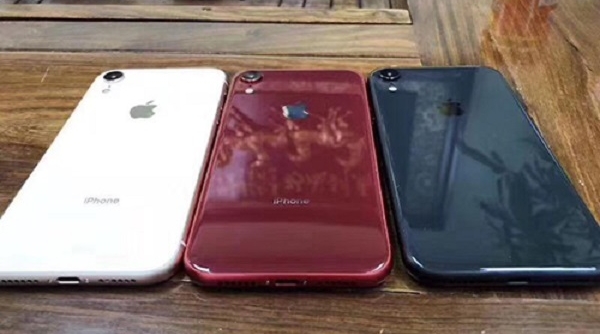 Apple lộ hình ảnh IPhone 9 'giá rẻ' với 3 màu cơ bản