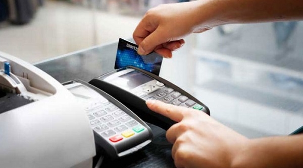 Bảo vệ quyền lợi khách hàng khi sử dụng dịch vụ thanh toán điện tử liên ngân hàng