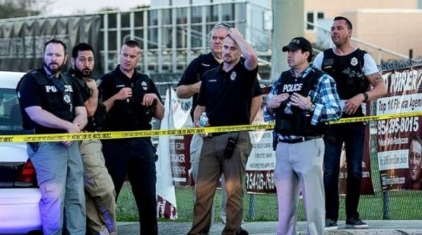 Mỹ: Nổ súng tại quán ăn, 5 người thương vong