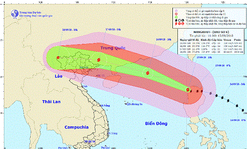 Siêu bão Mangkhut đã vào Biển Đông nhanh hơn dự kiến
