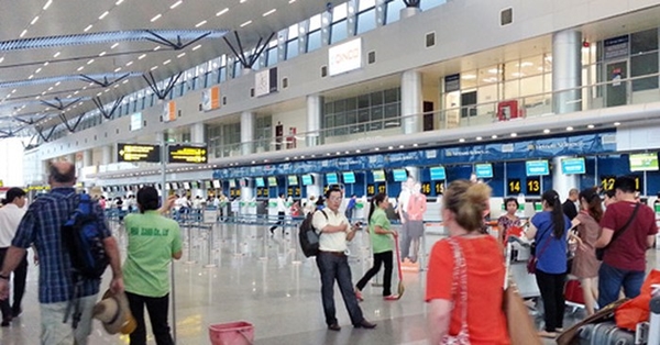 Hành khách bị cấm bay 12 tháng do phát ngôn có bom trong hành lý