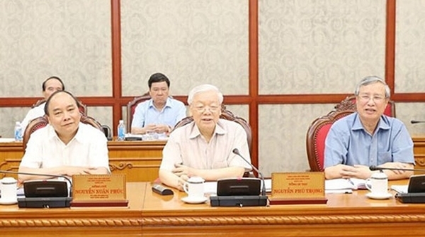 Bộ Chính trị họp lấy ý kiến về các đề án chuẩn bị trình Hội nghị Trung ương 8 khóa XII