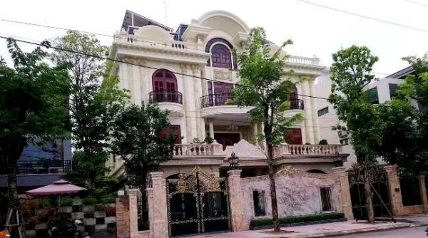 “Choáng ngợp” với khu biệt thự bề thế được cho là của nhiều quan chức tỉnh Bắc Giang