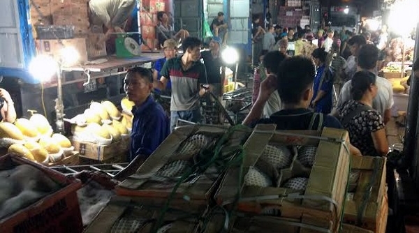 Vụ "bảo kê" chợ Long Biên: Ban quản lý chợ nói gì?