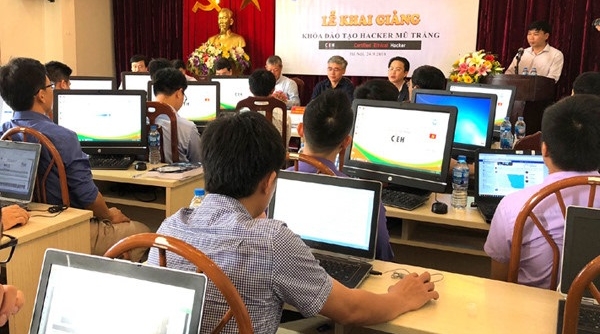 Hà Nội: Khai giảng 'Khóa đào tạo hacker mũ trắng’