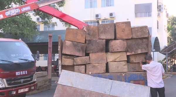 Đắk Lắk: Giám đốc công an tỉnh trực tiếp chỉ đạo bắt gỗ lậu trong đêm