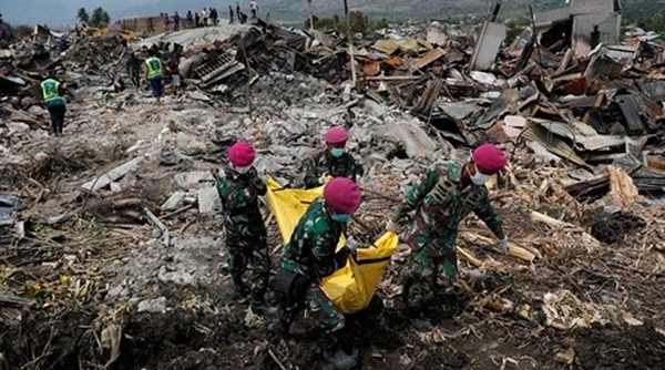 Hơn 1.700 người chết, 5.000 người mất tích trong động đất, sóng thần ở Indonesia