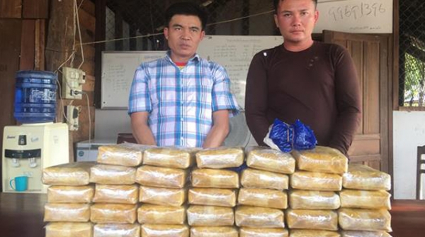 Thủ tướng Nguyễn Xuân Phúc biểu dương BĐBP Quảng Trị phá chuyên án 200.000 viên ma túy