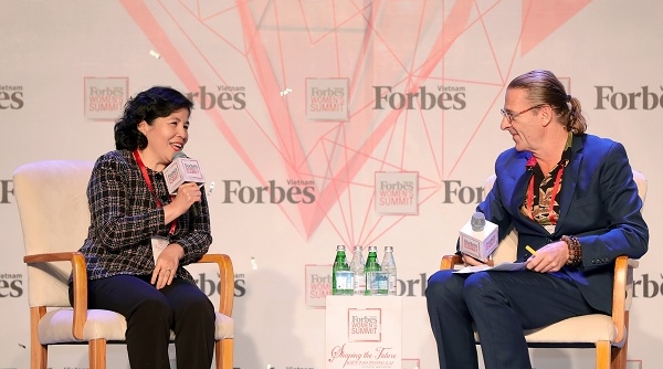 Tổng giám đốc Vinamilk là phụ nữ duy nhất được Forbes Việt Nam vinh danh 'Thành tựu trọn đời'