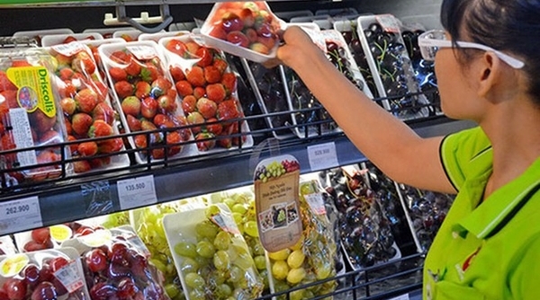 Hà Nội: Cấp biển nhận diện trái cây an toàn cho 766 cửa hàng