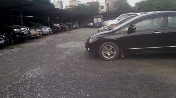 Hà Nội: Hàng loạt bãi xe có dấu hiệu hoạt động không phép tại phường Dịch Vọng?
