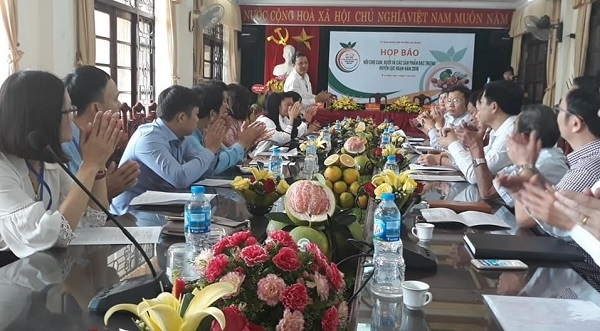 Lục Ngạn (Bắc Giang): Họp báo Hội chợ cam, bưởi và các sản phẩm đặc trưng năm 2018