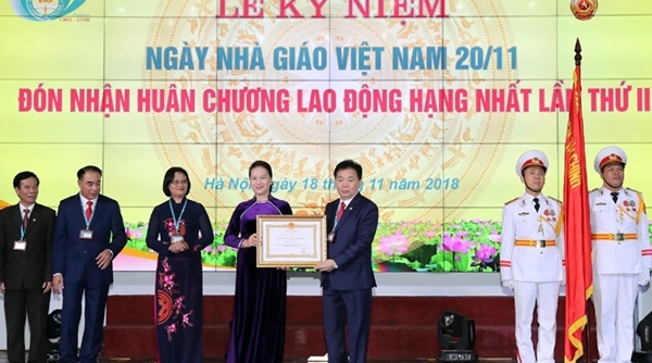 Chủ tịch Quốc hội dự lễ kỷ niệm Ngày Nhà giáo Việt Nam 20/11 tại Học viện Tài chính