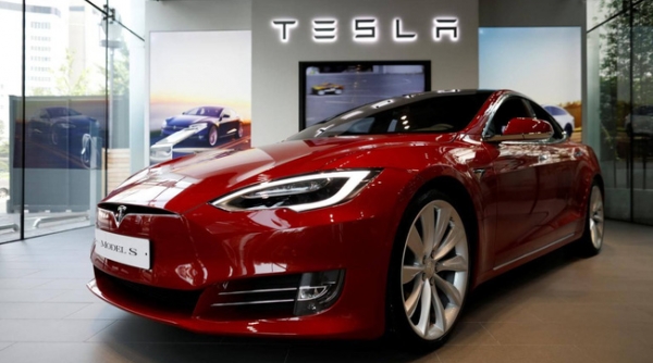 Chiến tranh TM leo thang, Tesla giảm giá xe hơi Model X và Model S tại Trung Quốc