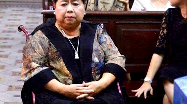 Bà Hứa Thị Phấn tiếp tục bị khởi tố về tội ‘Lạm dụng tín nhiệm chiếm đoạt tài sản’