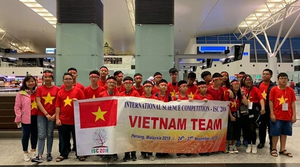 Đoàn học sinh Hà Nội giành 4 HCV tại Cuộc thi Khoa học quốc tế