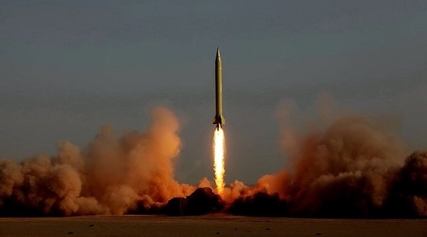 Sau chỉ trích của Mỹ, Iran khẳng định tiếp tục thử nghiệm tên lửa