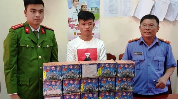 Nghệ An: Bắt quả tang đối tượng buôn bán 21 kg pháo nổ