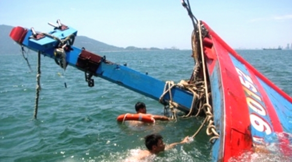 Bình Định: 23 ngư dân gặp sự cố gần đảo Hải Nam-Trung Quốc