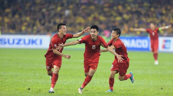 Cầm hòa Malaysia 2-2 trên sân Bukit Jalil, Việt Nam giành lợi thế lớn ở trận chung kết lượt về