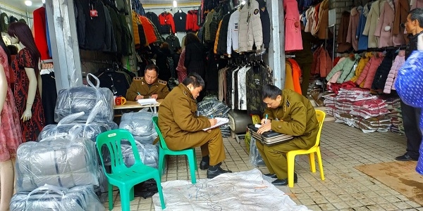 Lạng Sơn: Xử lý vi phạm về văn minh thương mại tại khu vực cửa khẩu Tân Thanh