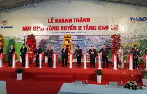 Thủ tướng cắt băng khánh thành nút giao vòng xuyến 2 tầng tại Quảng Nam