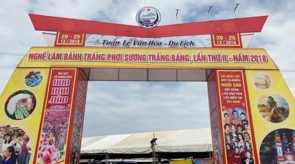 Tây Ninh: Khai mạc “Tuần lễ Văn hoá, du lịch nghề làm bánh tráng phơi sương Trảng Bàng” năm 2018