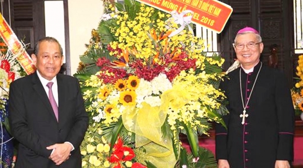 Phó Thủ tướng Thường trực Trương Hòa Bình chúc mừng Giáng sinh tại Đà Nẵng