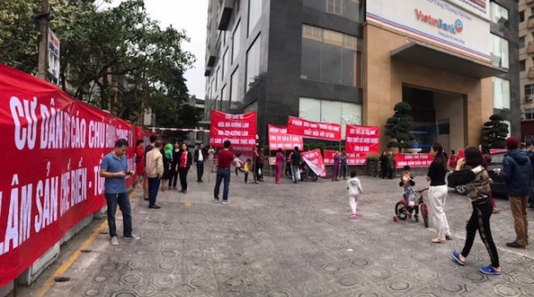 Chung cư 25 Tân Mai: Hàng nghìn hộ dân bị 'treo' sổ hồng