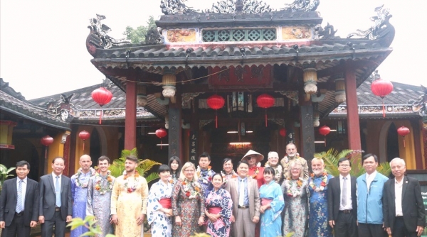 Quảng Nam: Đón đoàn du khách Quốc tế đầu tiên đến “xông đất” tại phố cổ Hội An