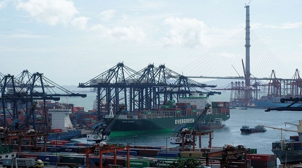 Cục Hàng hải Việt Nam: Hàng hóa thông qua hệ thống cảng biển năm 2018 tăng mạnh