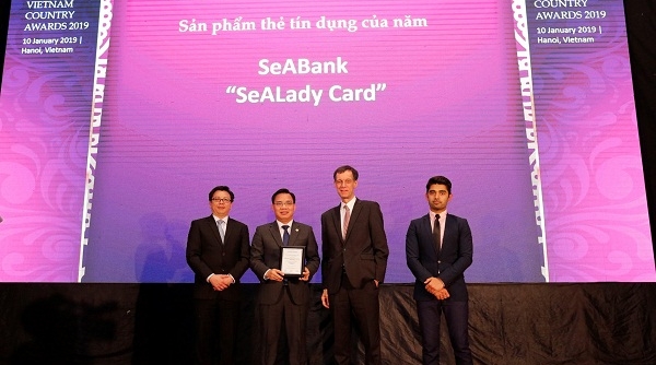 SeaBank nhận giải thưởng “sản phẩm thẻ tín dụng tiêu biểu năm 2018”