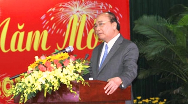 Thủ tướng Nguyễn Xuân Phúc chúc Tết lãnh đạo, nguyên lãnh đạo tại miền Trung