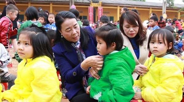 Chính phủ chi 6,3 tỷ đồng hỗ trợ trẻ em, gia đình nghèo vùng dân tộc thiểu số đón Tết