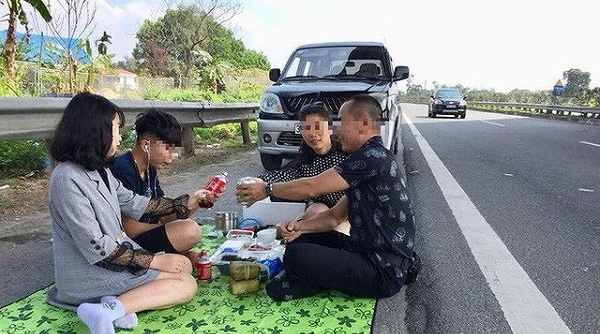 Xử phạt tài xế ‘mở tiệc’ trên cao tốc Nội Bài - Lào Cai