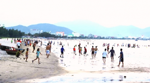 Đà Nẵng: Chất lượng nước biển dọc đường Nguyễn Tất Thành ở giới hạn cho phép